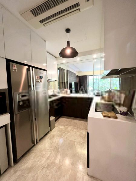 5 Bed Cluster House (Landed) for Sale in  Palm Isles - Image 12